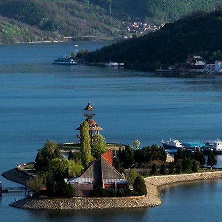 Adrya Daire Orşova Dış mekan fotoğraf