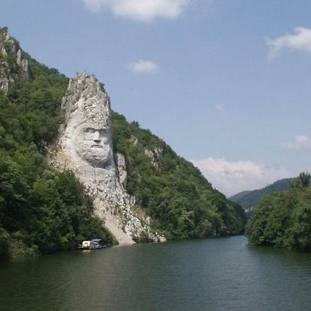 Adrya Daire Orşova Dış mekan fotoğraf