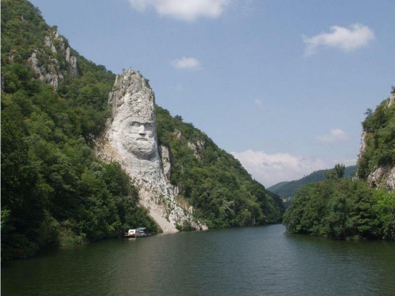 Adrya Daire Orşova Dış mekan fotoğraf